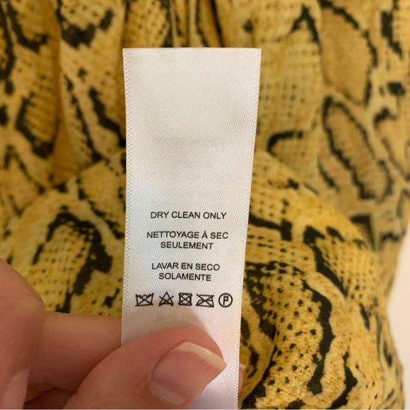 Women’s FRAME Ramie Cotton Blend Snakeskin Print Off Shoulder Blouse Size Large - Picture 10 of 14
